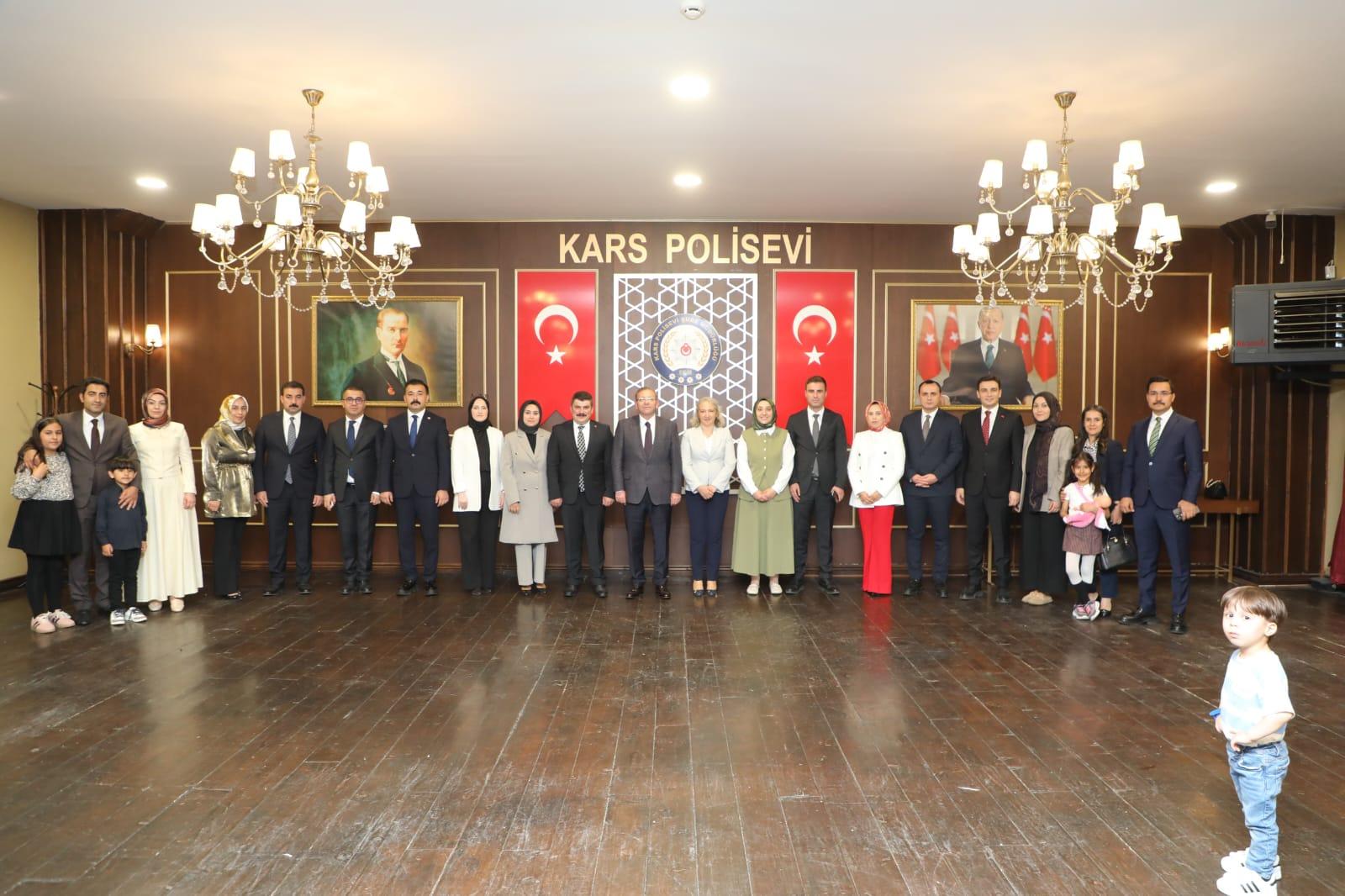 Kars Valisi Ziya Polat, Mülki İdare Amirleri ile Veda Programında Buluştu