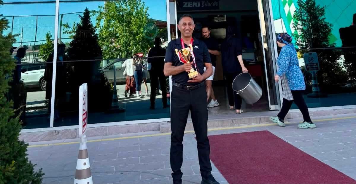 Karslı Bilardocu Mahir Güney’den Türkiye Üçüncülüğü Gururu!