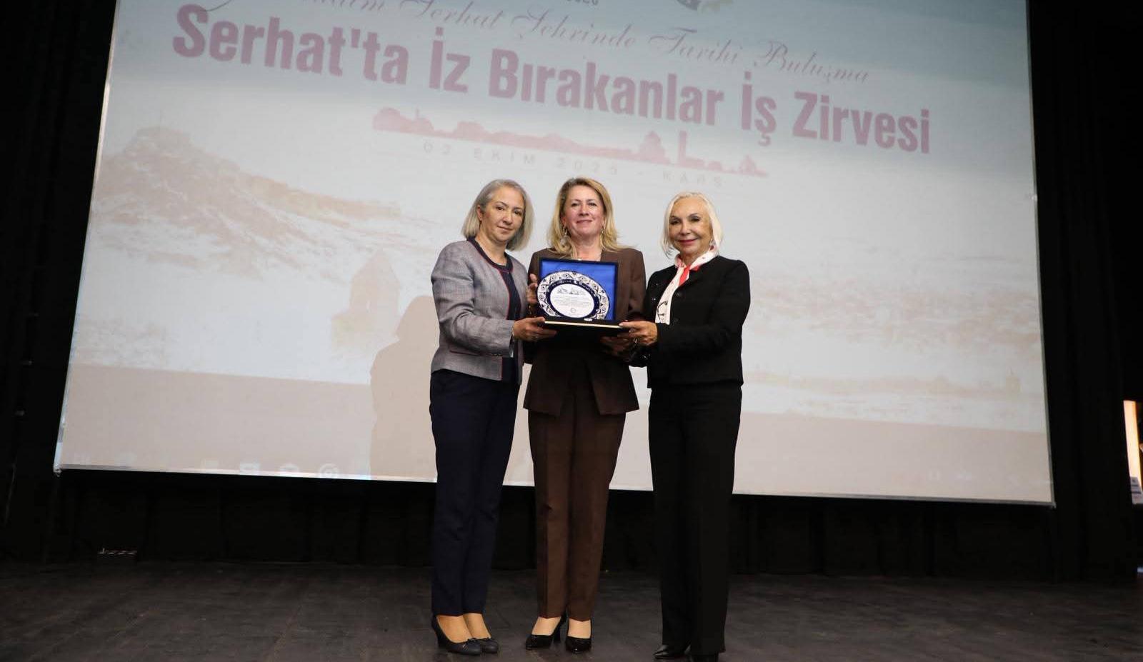 Kars’ta “Serhat’ta İz Bırakanlar İş Zirvesi” Gerçekleştirildi