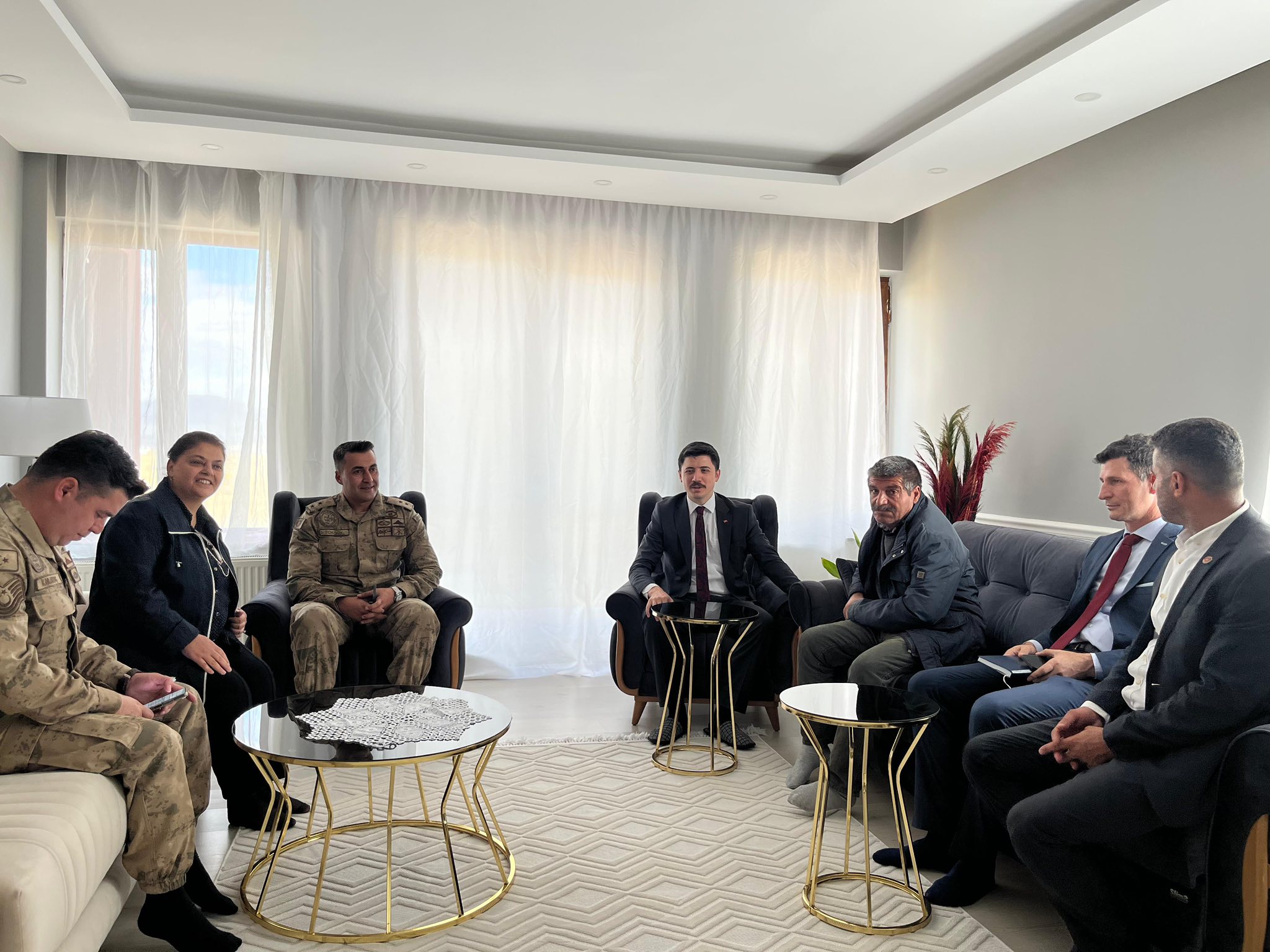 Kaymakam Kahraman’dan Şatıroğlu Köyü’ne Hane Ziyareti