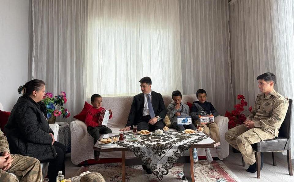 Kaymakam Kahraman’dan Türkmeşen Köyü’ne Ziyaret