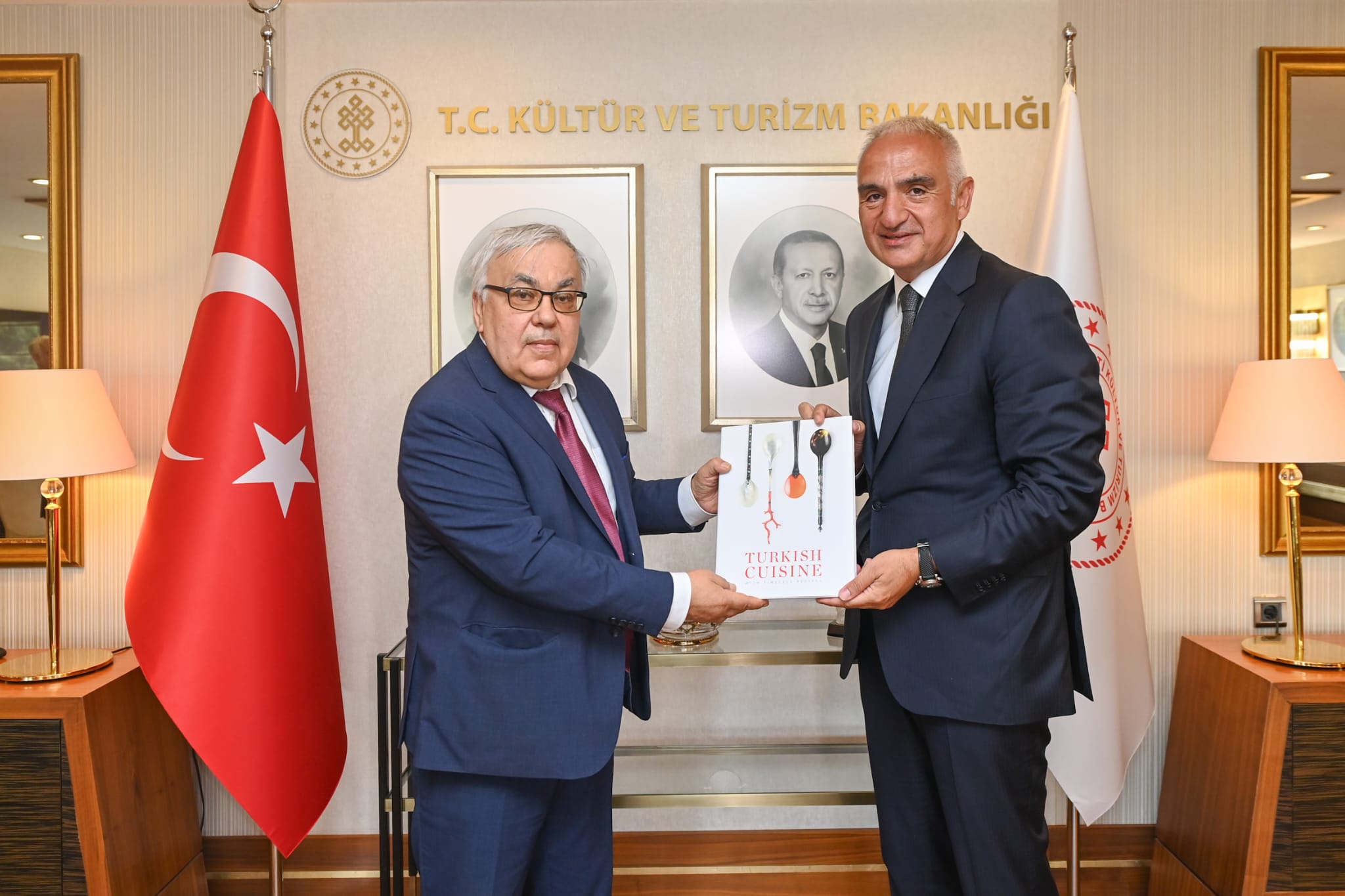 Kültür ve Turizm Bakanı Ersoy, Rusya’nın Ankara Büyükelçisi Verşinin ile Bir Araya Geldi: Turizm ve İş Birliği Masaya Yatırıldı