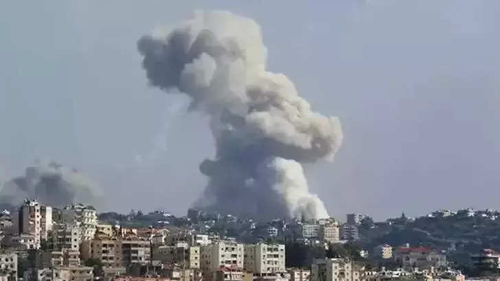 Lübnan’da İsrail Saldırılarında Can Kaybı 3 Bin 912’ye Yükseldi