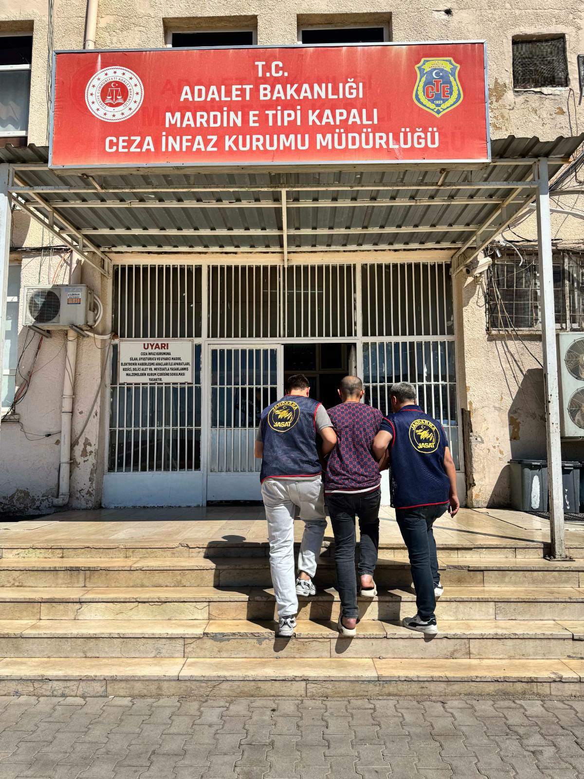 Mardin’de 30 Yıl Kesinleşmiş Hapis Cezası Bulunan Firari Yakalandı