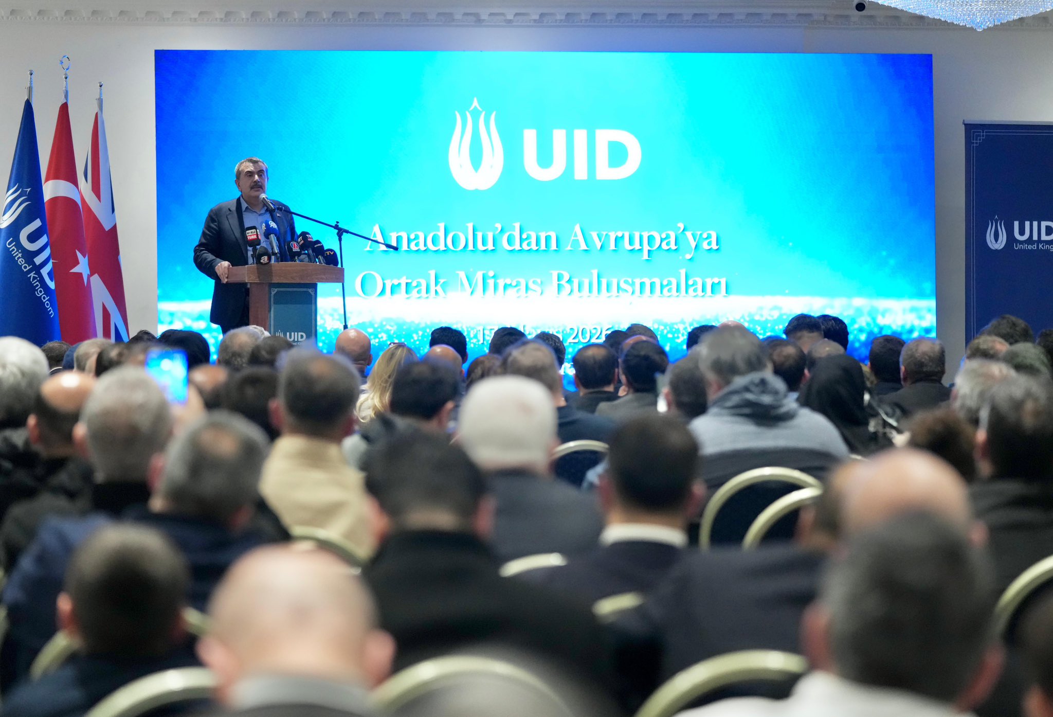 Milli Eğitim Bakanı Yusuf Tekin Londra’da Konuştu: Türkiye Tüm Alanlarda Olağanüstü Sıçrama Yaşadı