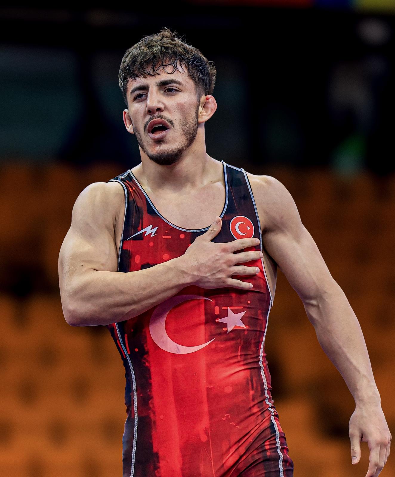 Milli Güreşçi Tolga Özbek’ten U23 Dünya Şampiyonası’nda Bronz Madalya