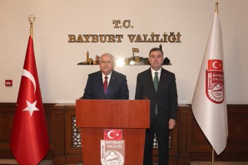 Milli Savunma Bakanı Yaşar Güler Bayburt’ta Kurtuluş Törenlerine Katıldı