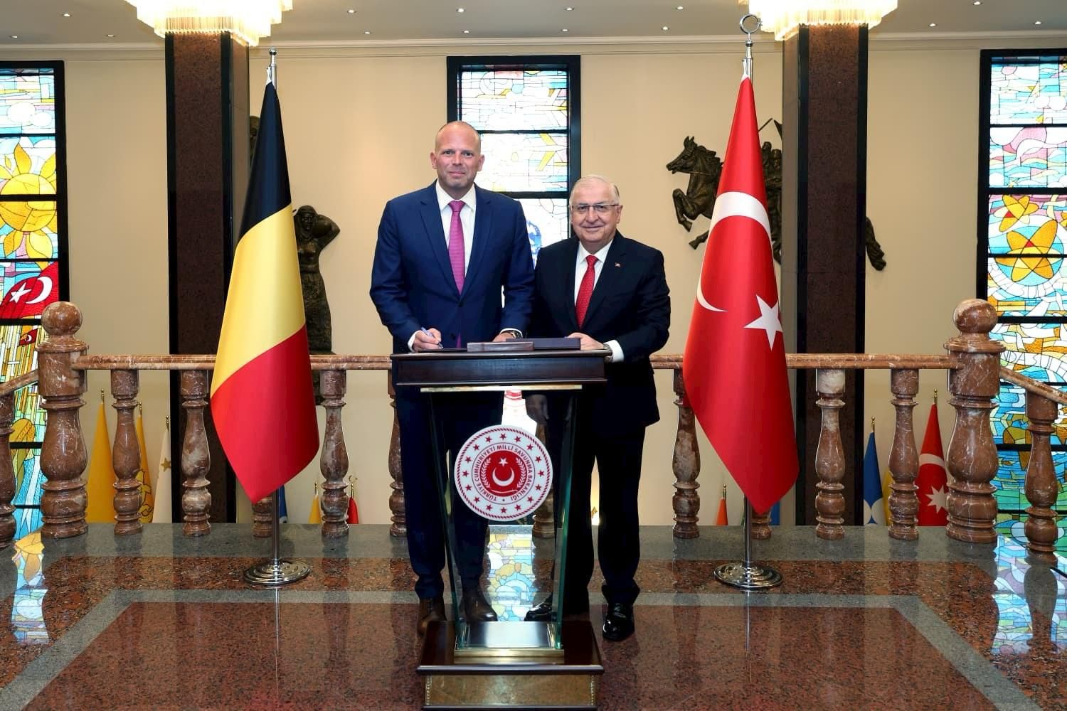Milli Savunma Bakanı Yaşar Güler, Belçikalı Mevkidaşı Theo Francken İle Bir Araya Geldi