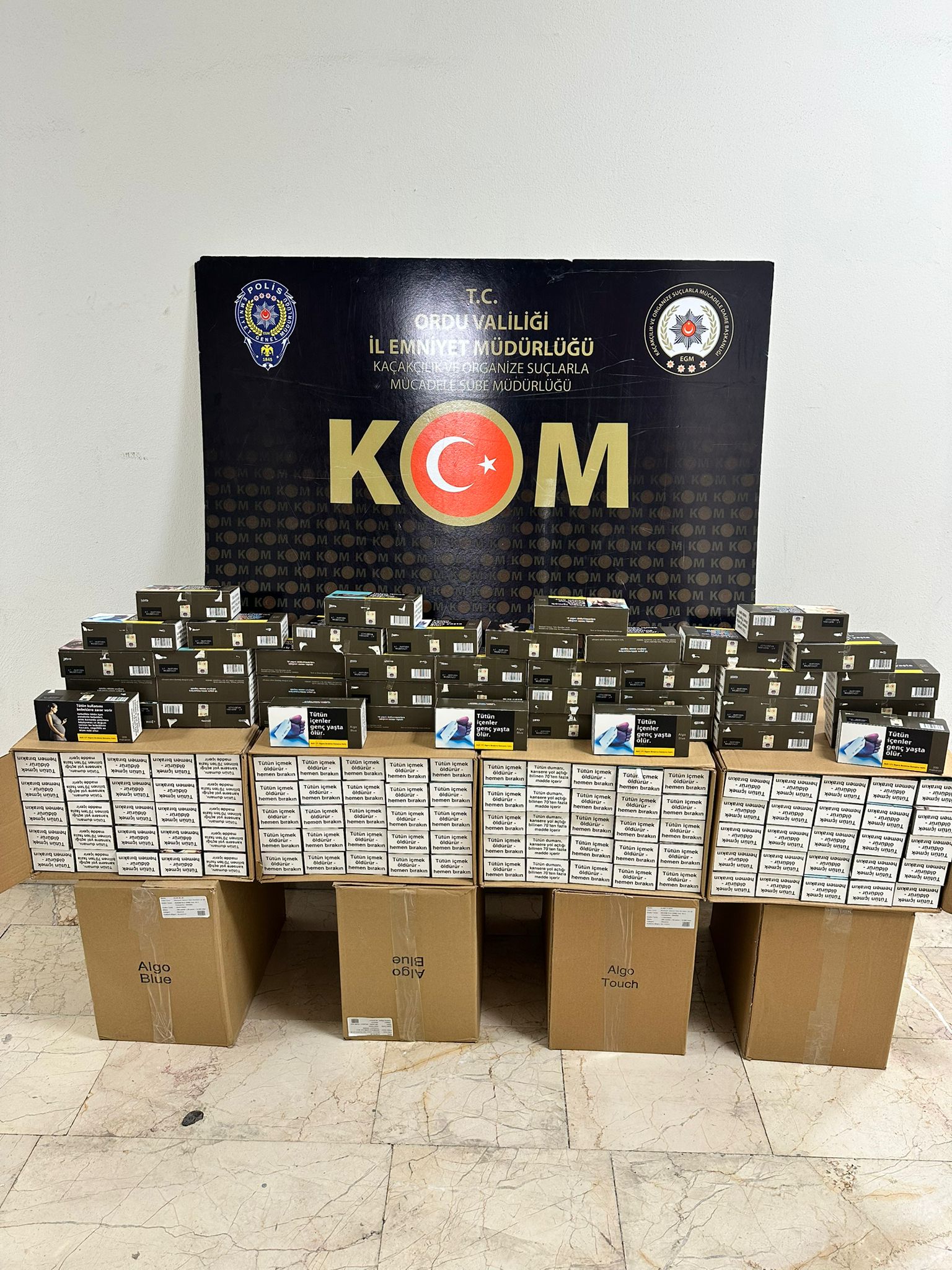 Ordu’da Kaçakçılık Operasyonu: Binlerce Saat Parçası ve Makaron Ele Geçirildi