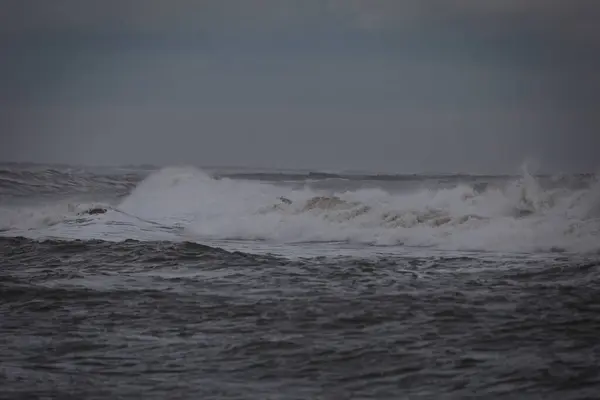 Orta Karadeniz İçin Kuvvetli Fırtına Uyarısı