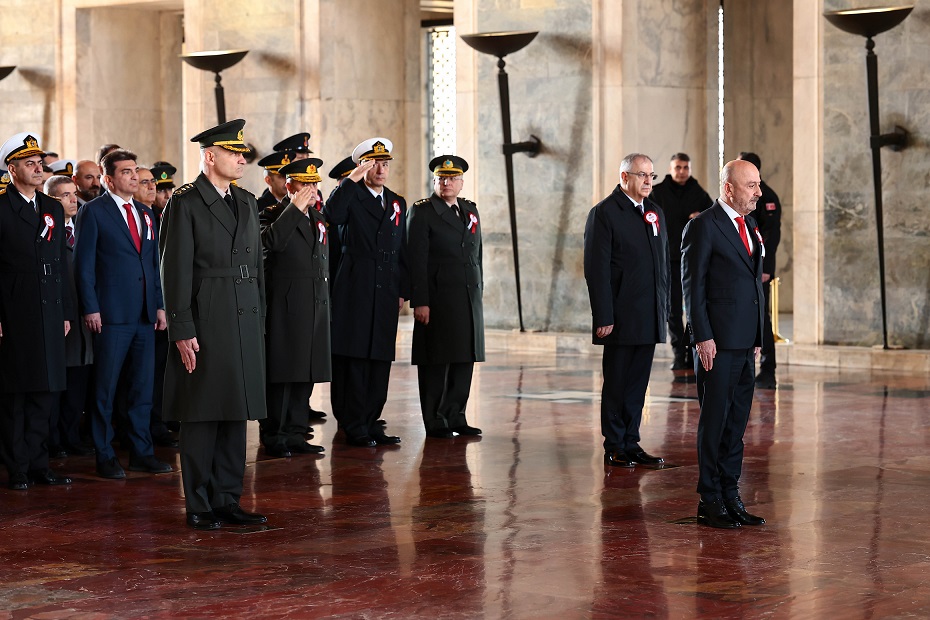 OYAK Heyeti 65’inci Kuruluş Yıl Dönümünde Anıtkabir’i Ziyaret Etti