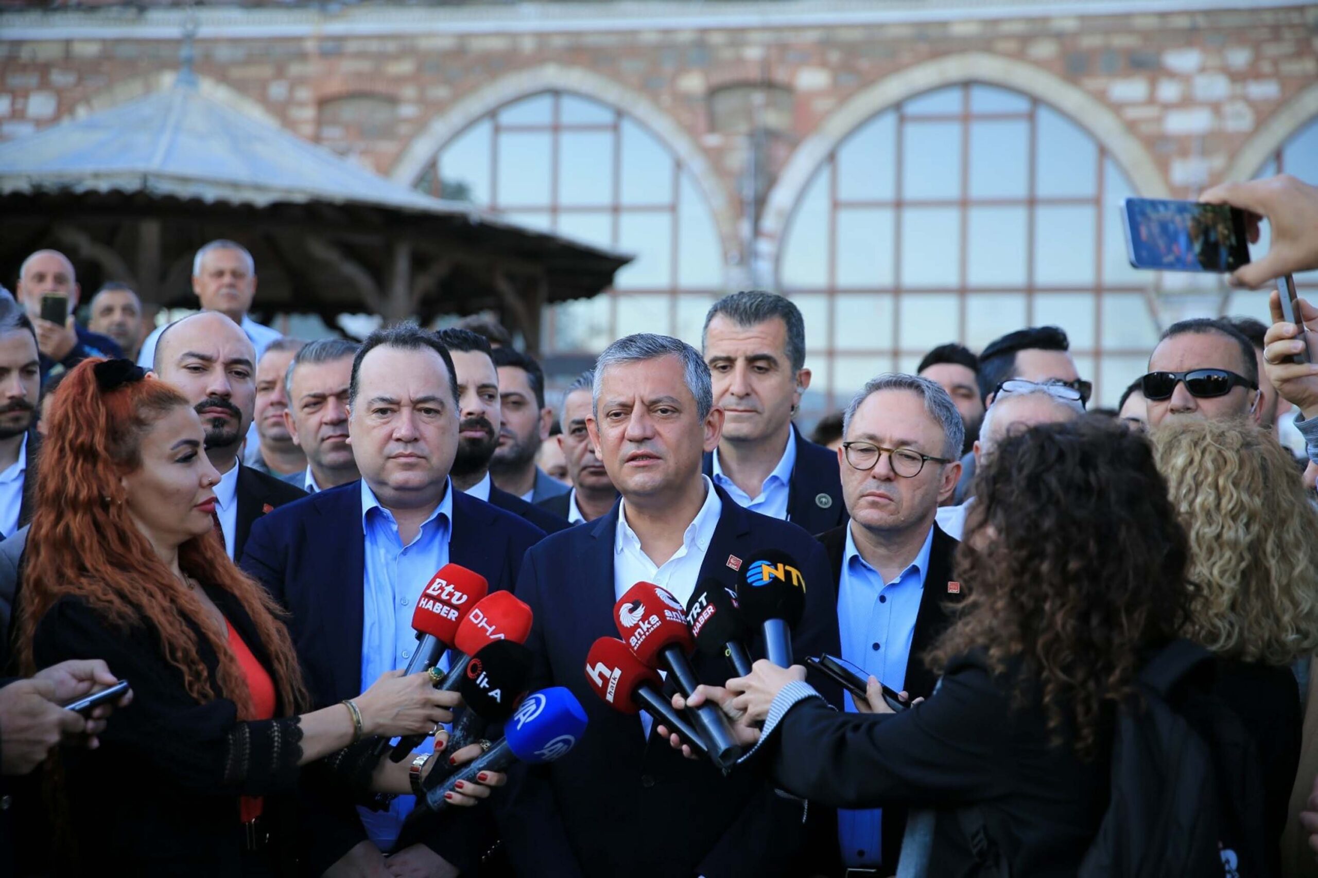 Özgür Özel’den ‘Yeni Parti’ İddialarına Yanıt: Atatürk’ün Partisine Sahip Çıkacağız