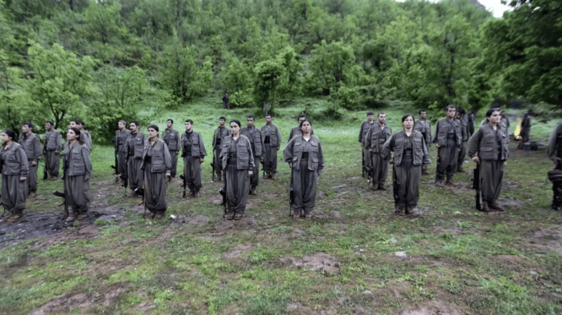 PKK’dan Bir Grup, Süleymaniye’de Silahlarını İmha Etti