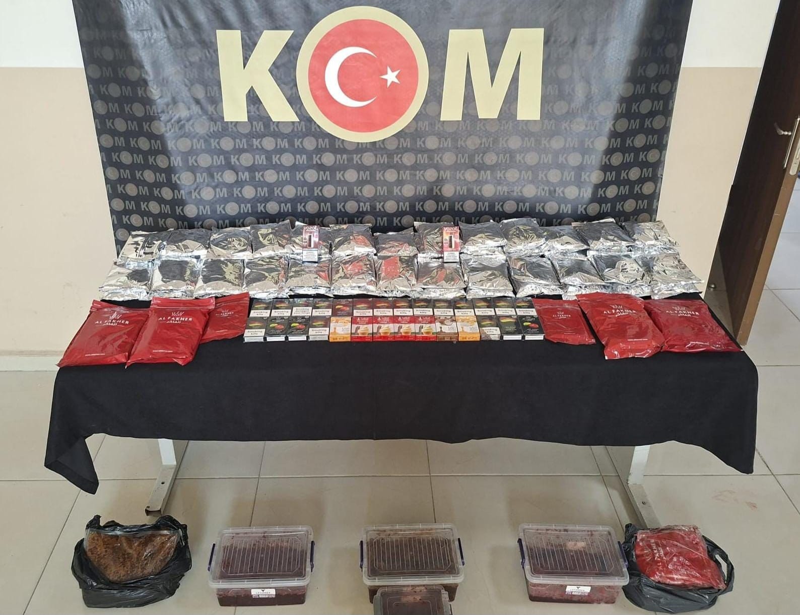 Reyhanlı’da 61 kilo nargile tütünü ele geçirildi