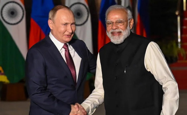 Rusya: Hindistan ile S-400 Sevkiyatı İçin Müzakereler Sürüyor