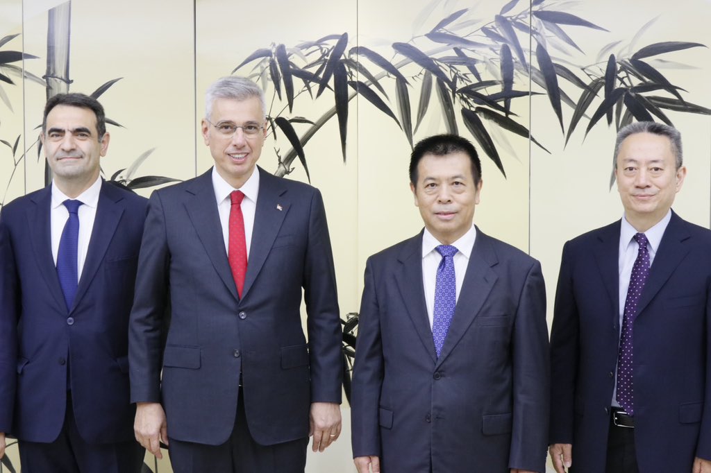 Sağlık Bakanı Memişoğlu, Çinli Mevkidaşı ile Pekin’de Görüştü