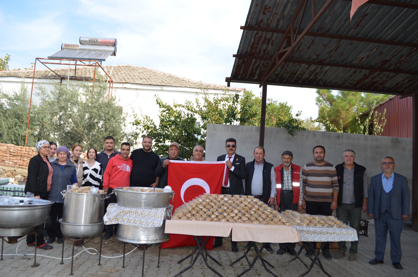 Sali̇hli̇ Kemerdamları Geleneksel 4. Yağmur Duasına Yoğun Katılım Oldu