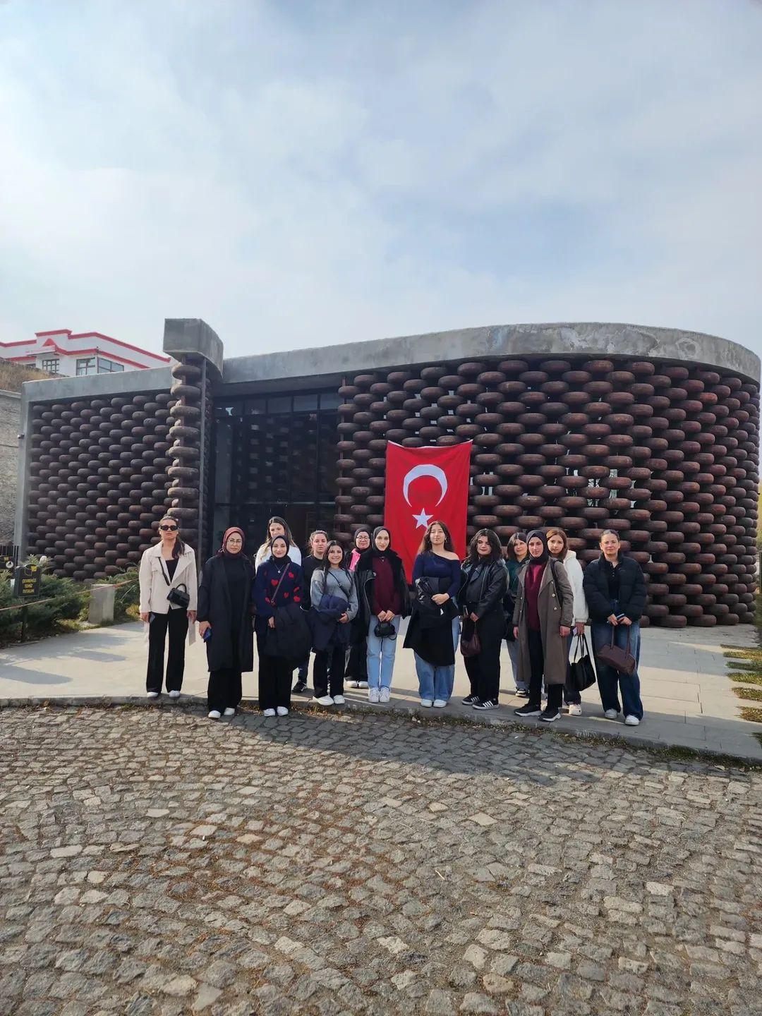 Sarıkamışlı Öğrencilerden Kars Peynir Müzesine Kültürel Gezi