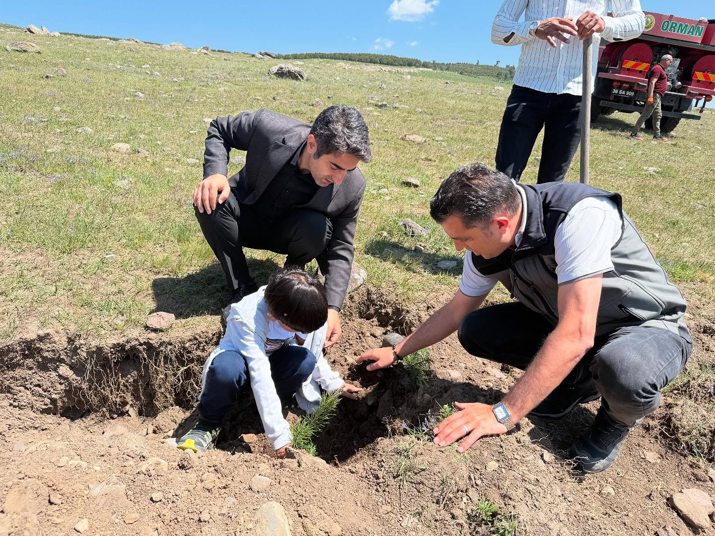 Sarıkamış’ta Şehitler İçin Fidanlar Dikildi