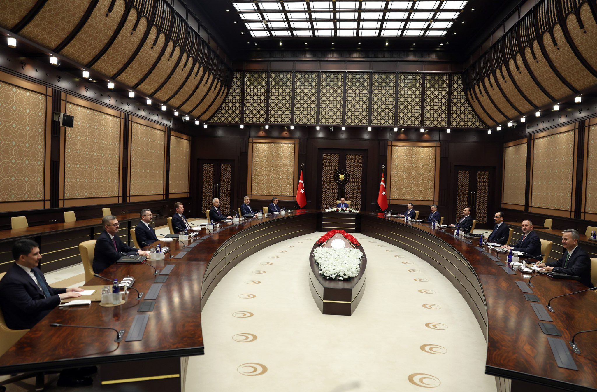 Siber Güvenlik Kurulu Cumhurbaşkanı Erdoğan Başkanlığında Toplandı: 14 Kritik Sektör Belirlendi