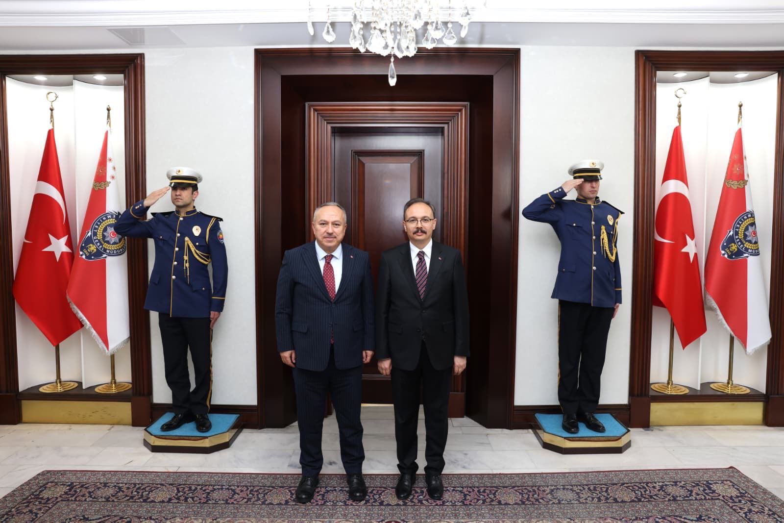 Siirt Valisi Kemal Kızılkaya’dan Emniyet Genel Müdürü Ali Fidan’a Hayırlı Olsun Ziyareti
