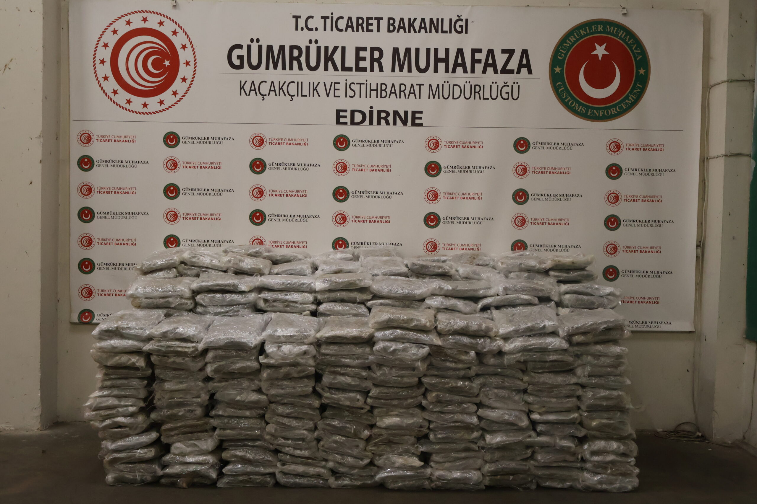 Sınırda Dev Operasyon: 320 Milyon Liralık Uyuşturucu Ele Geçirildi