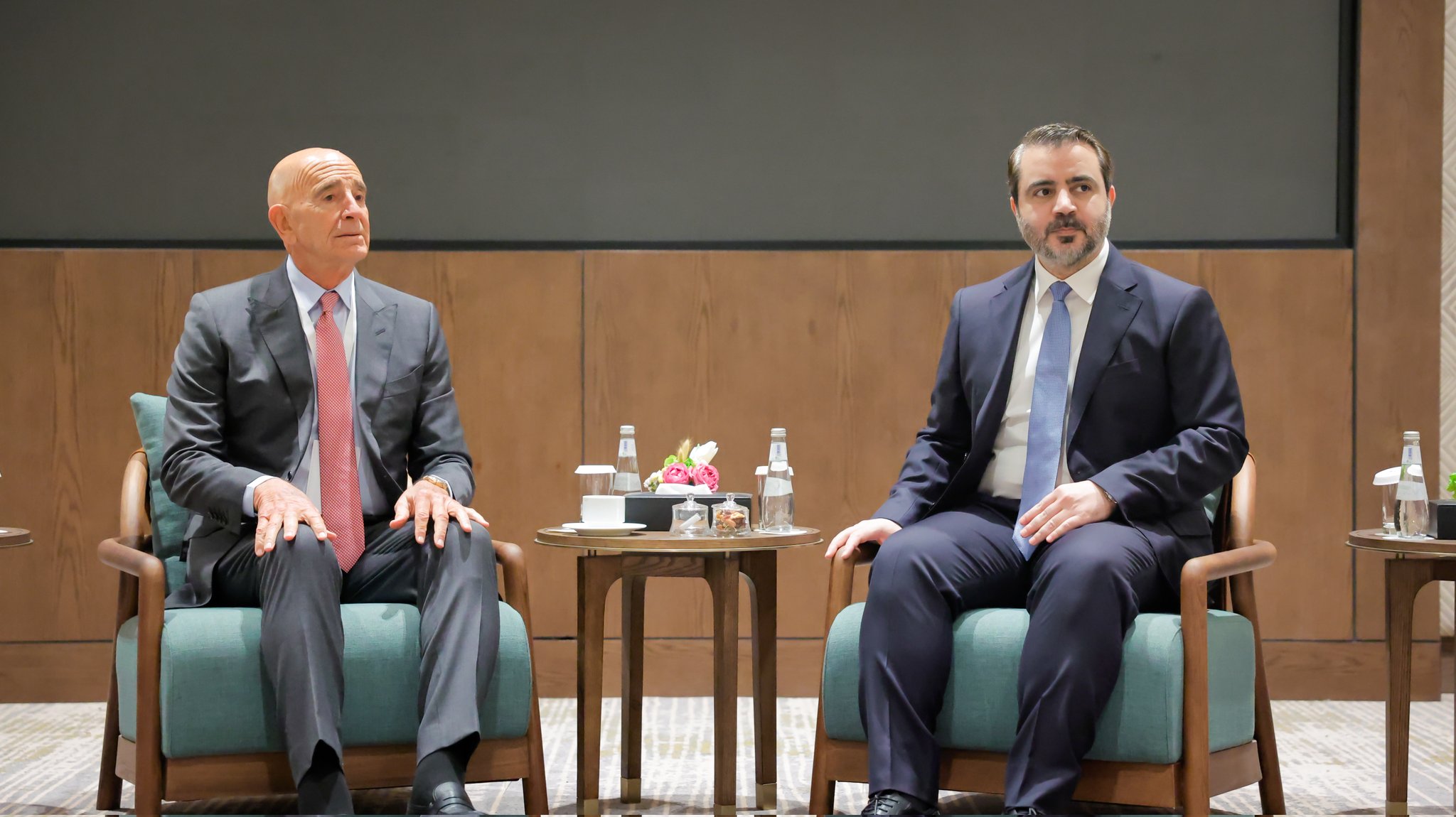 Suriye Dışişleri Bakanı Şeybani ve ABD Özel Temsilcisi Barrack Riyad’da Görüştü