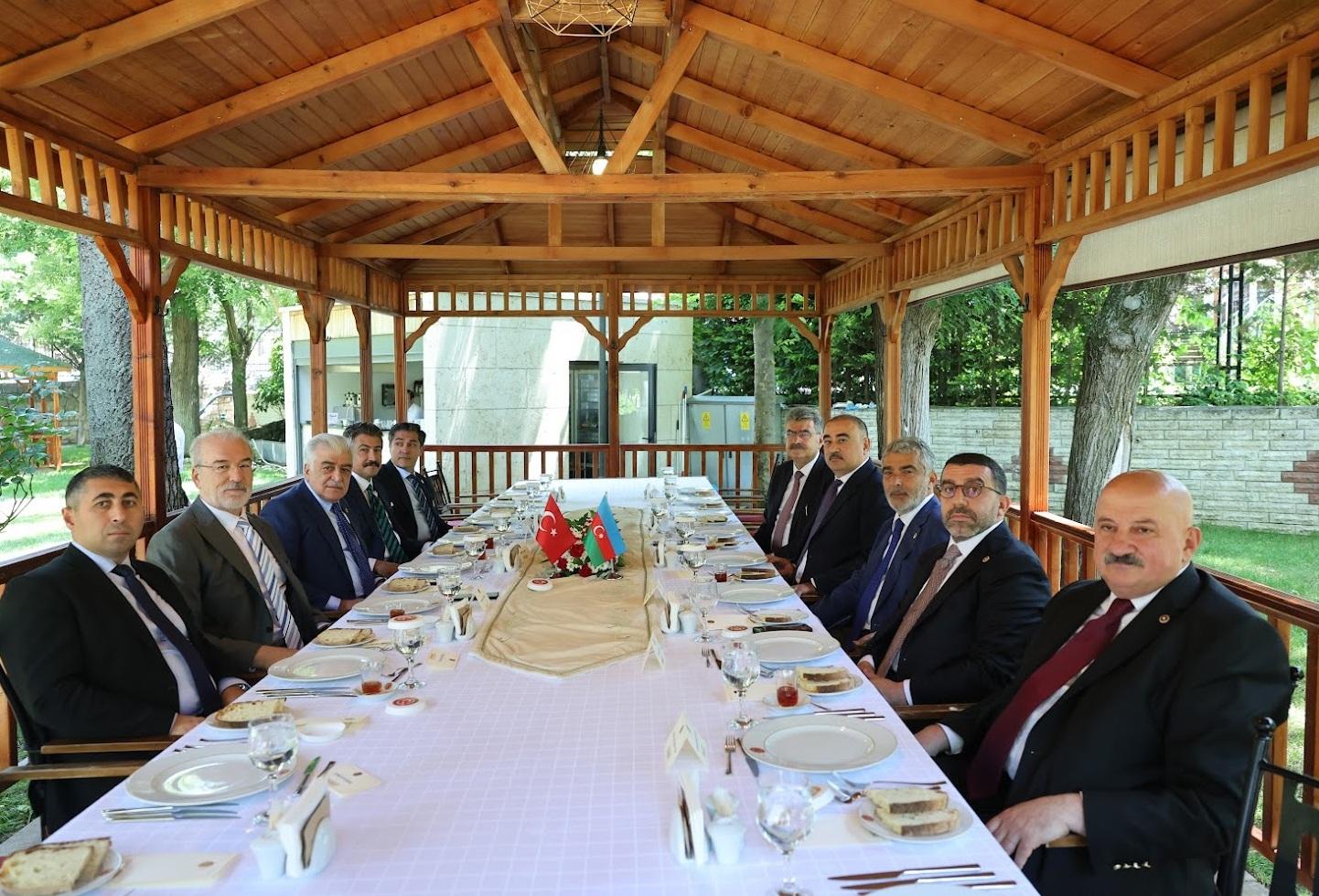 TBMM’de Azerbaycan Büyükelçisi Reşad Memmedov’a Veda Programı Düzenlendi