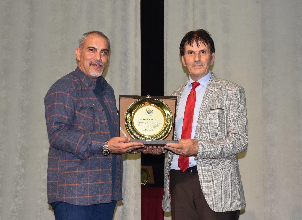 TEK HABER AJANSI HATAY İL TEMSİLCİSİ HÜSEYİN ZORKUN’A “YILIN GAZETECİSİ” ÖDÜLÜ