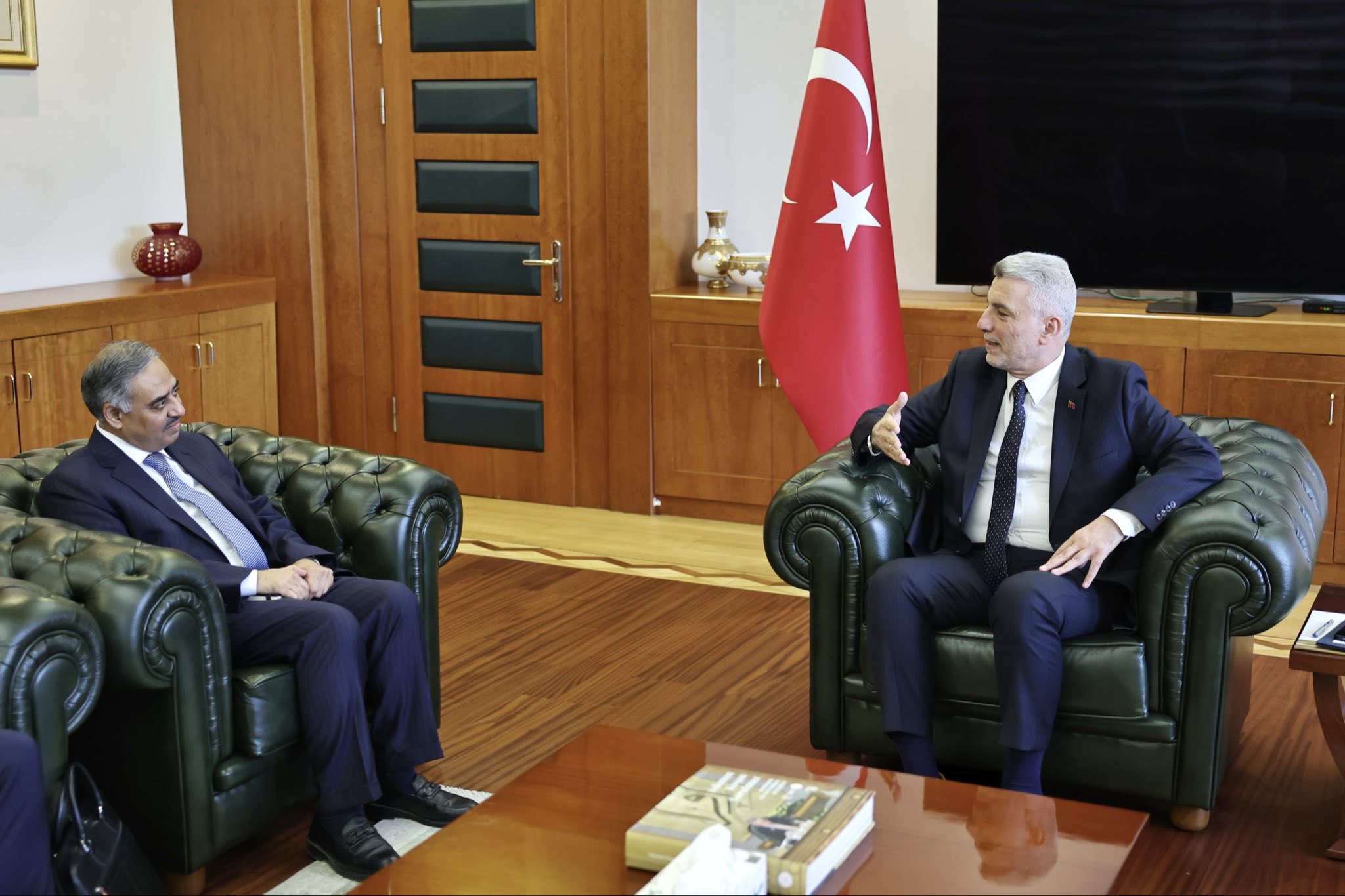 Ticaret Bakanı Ömer Bolat, D-8 Genel Sekreteri Süheyl Mahmud’u Ankara’da Kabul Etti