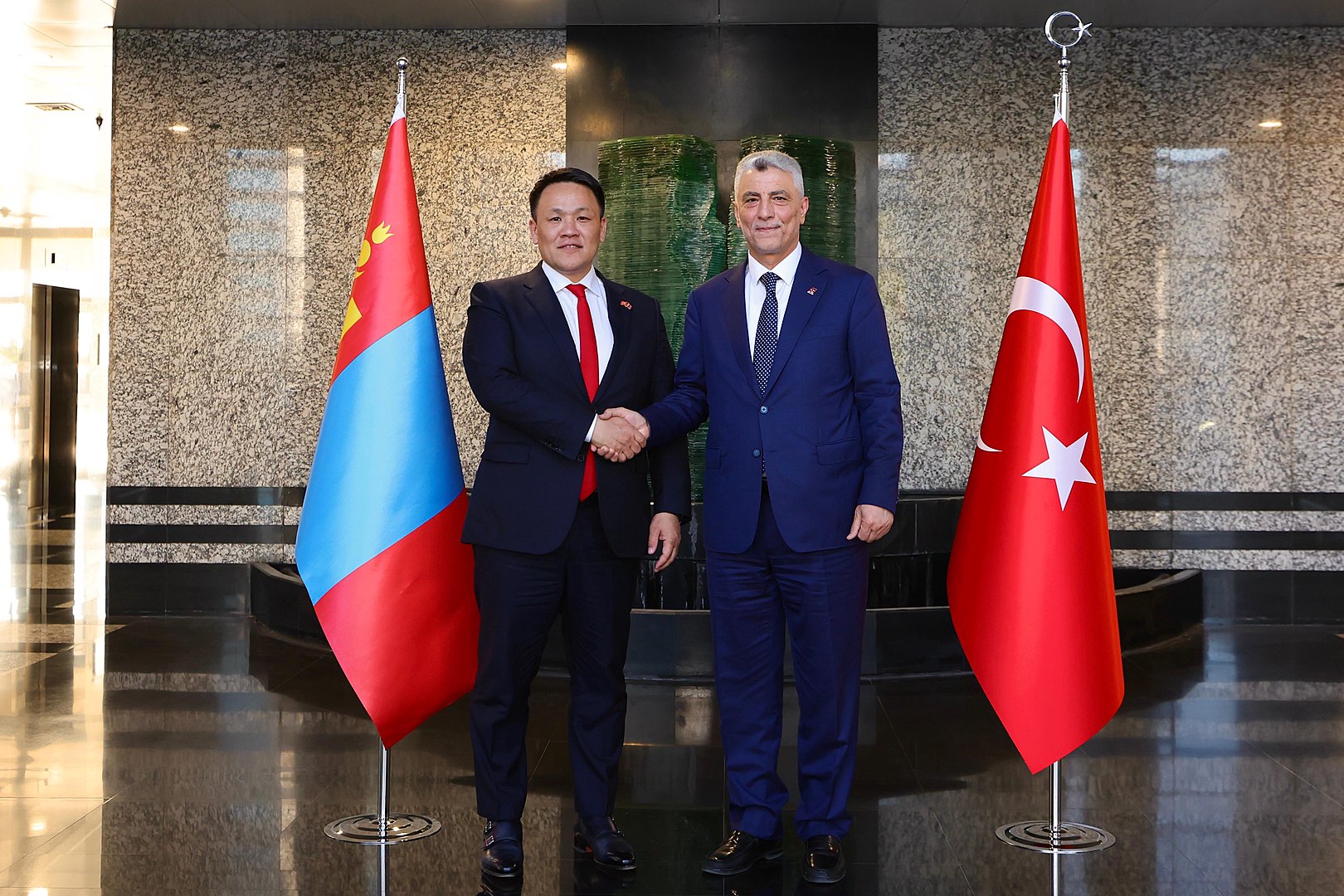 Ticaret Bakanı Ömer Bolat, Moğolistan Başbakan Yardımcısı Nyamtaishir İle Bir Araya Geldi
