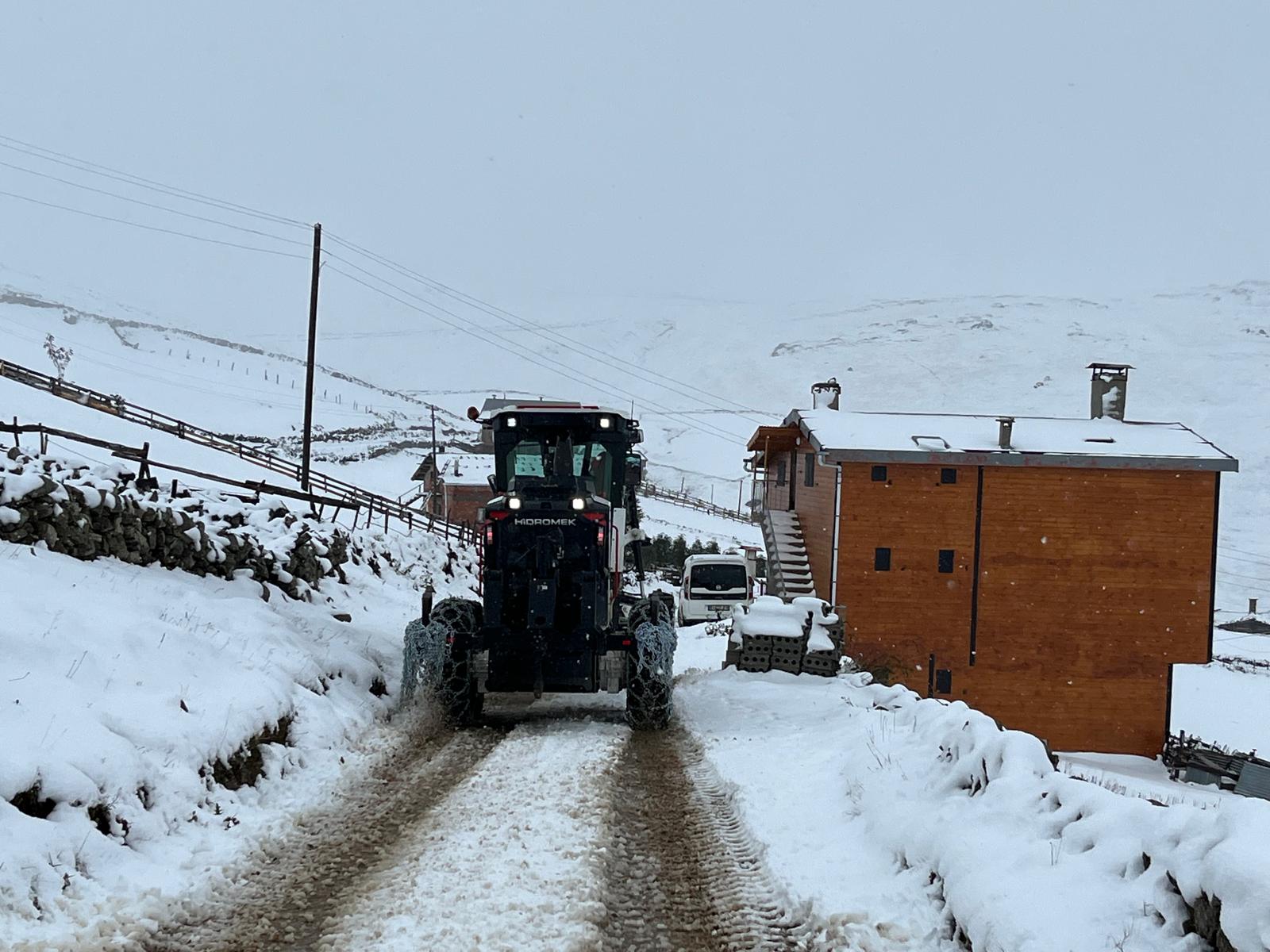 Trabzon’da Kar Mesaisi Başladı