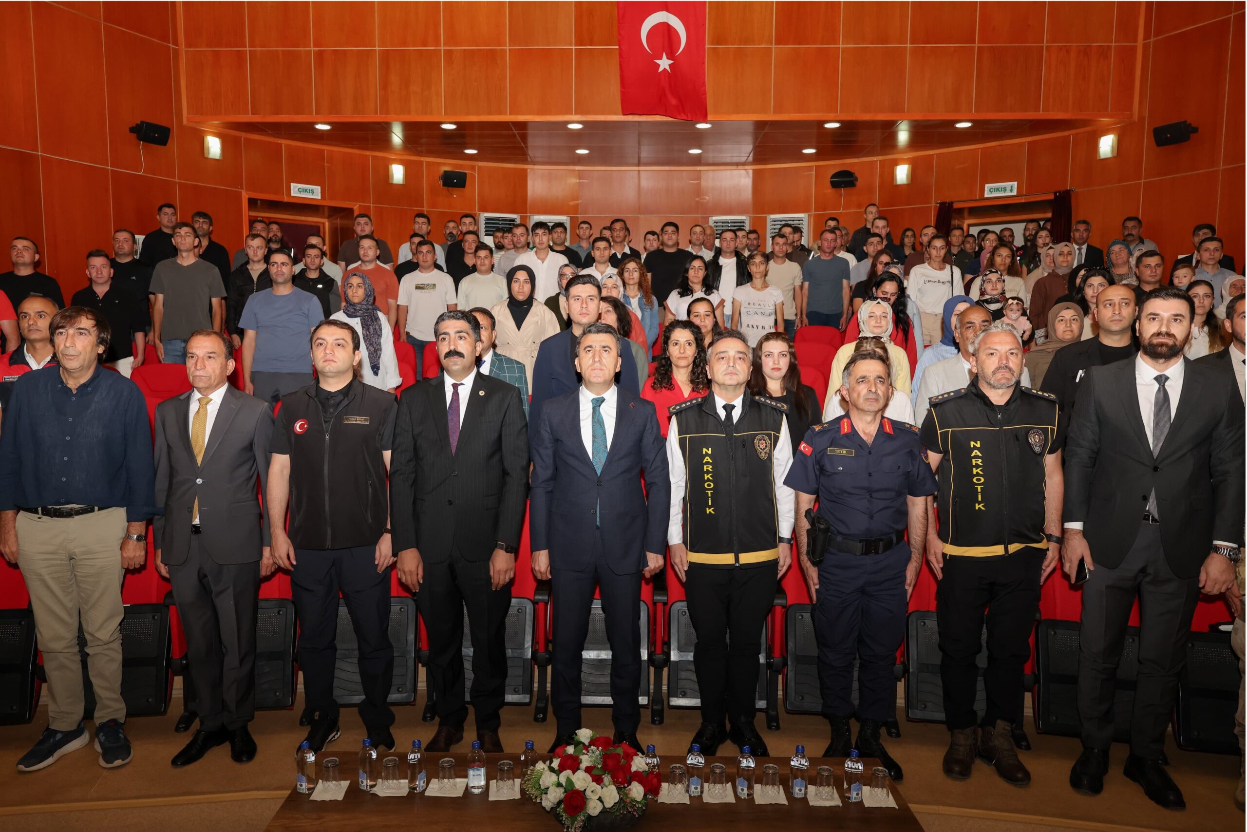 Tunceli Ovacık’ta “En İyi Narkotik Polisi Anne” Eğitimi Gerçekleştirildi