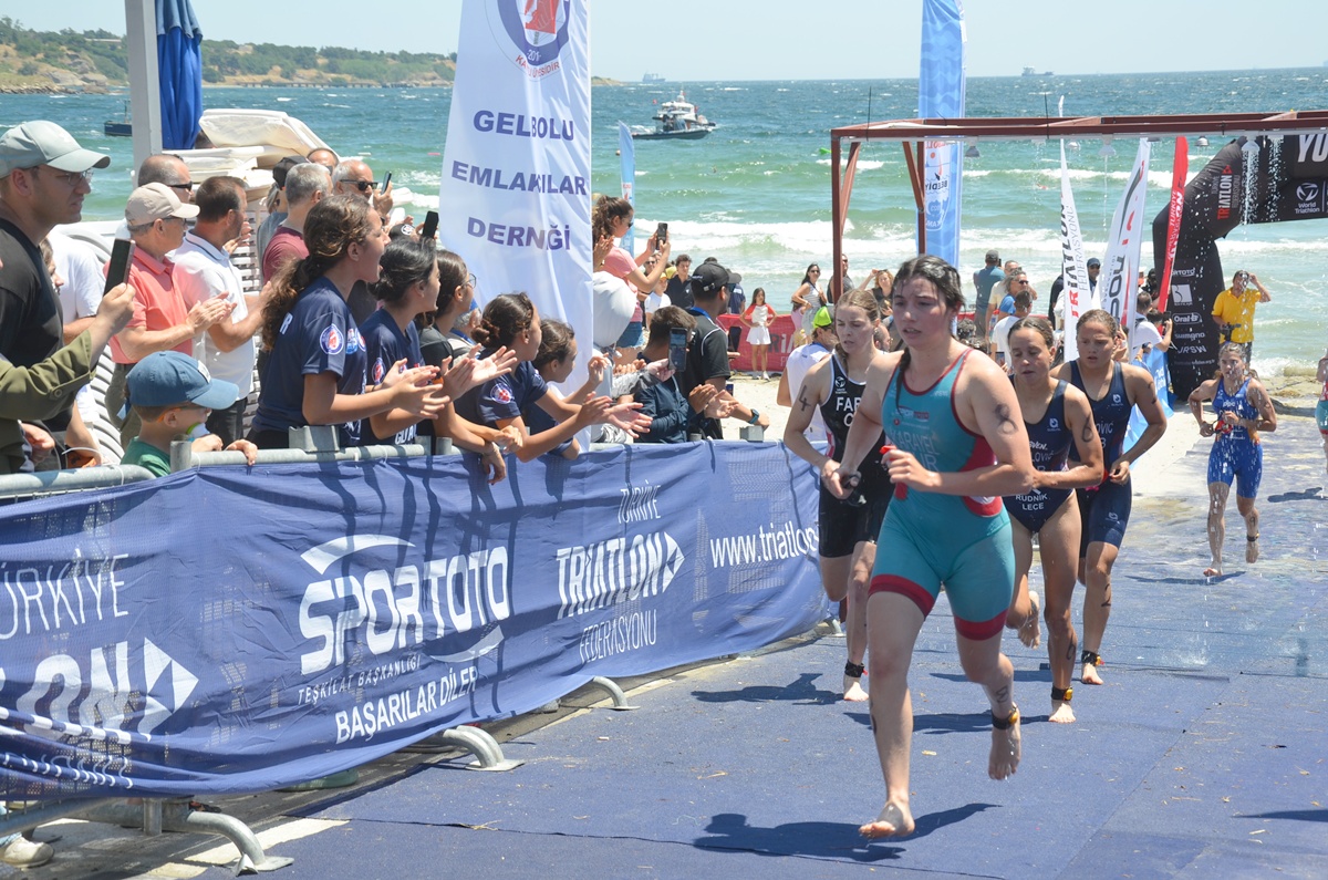 Türkiye Triatlon Kupası Yarışmaları Gelibolu’da Start Aldı