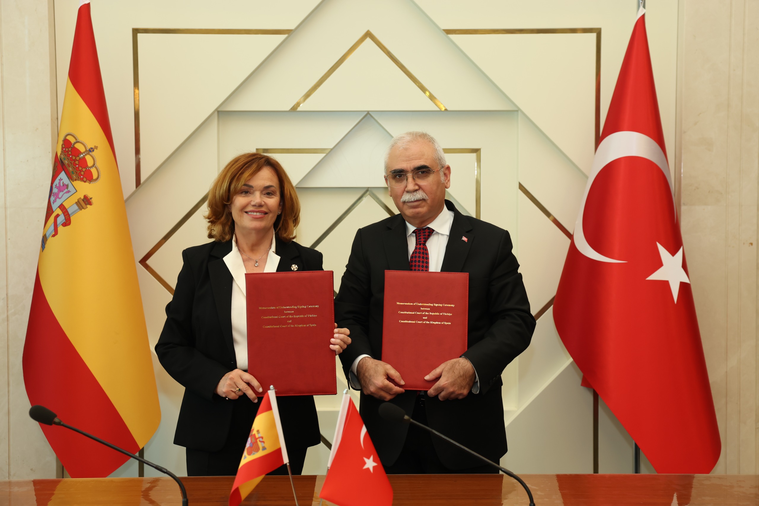 Türkiye Ve İspanya Anayasa Mahkemeleri Arasında İş Birliği Anlaşması İmzalandı