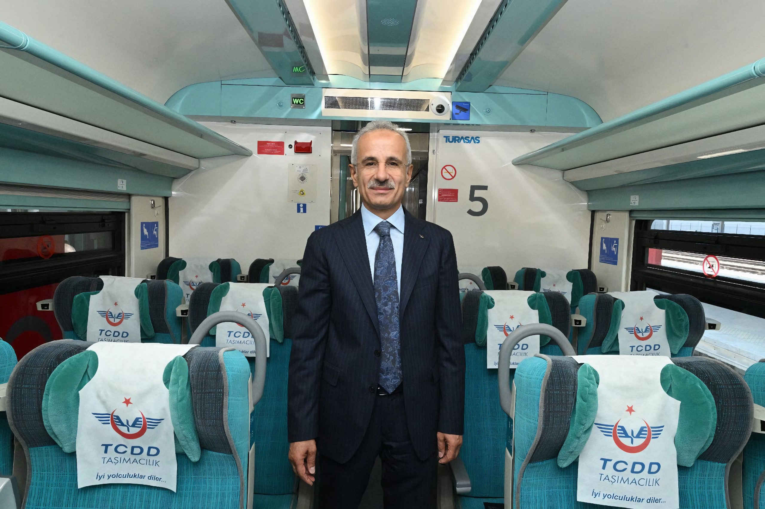 Türkiye’nin İlk Yerli Hızlı Treni 225 Kilometre Hıza Ulaştı