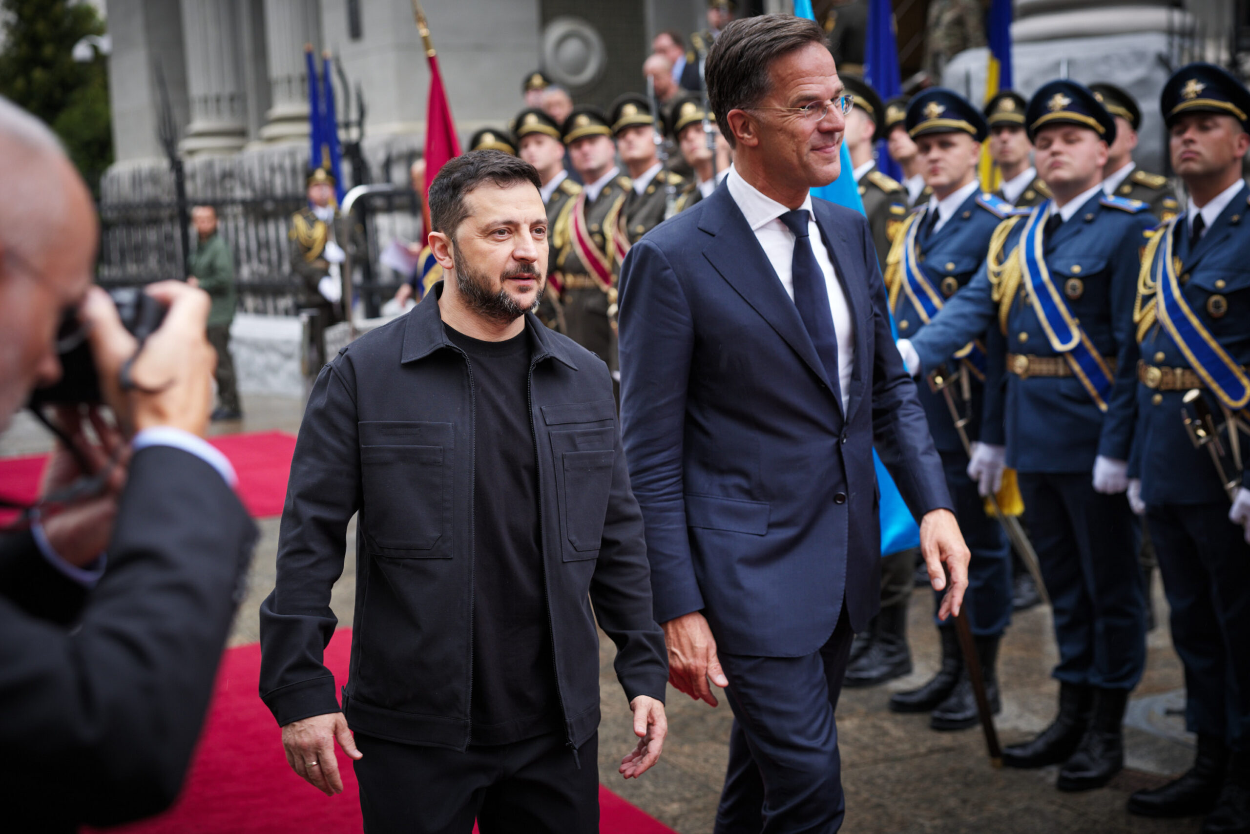 Ukrayna Devlet Başkanı Zelenskiy, NATO Genel Sekreteri Rutte ile Görüştü
