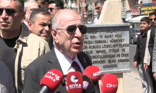Ümit Özdağ’dan Talat Paşa Anıtı’na Ziyaret: “Milli Şehidimize Sahip Çıkıyoruz”