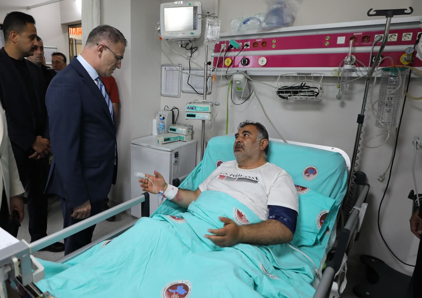 Vali Balcı’dan Geçmiş Olsun Ziyareti