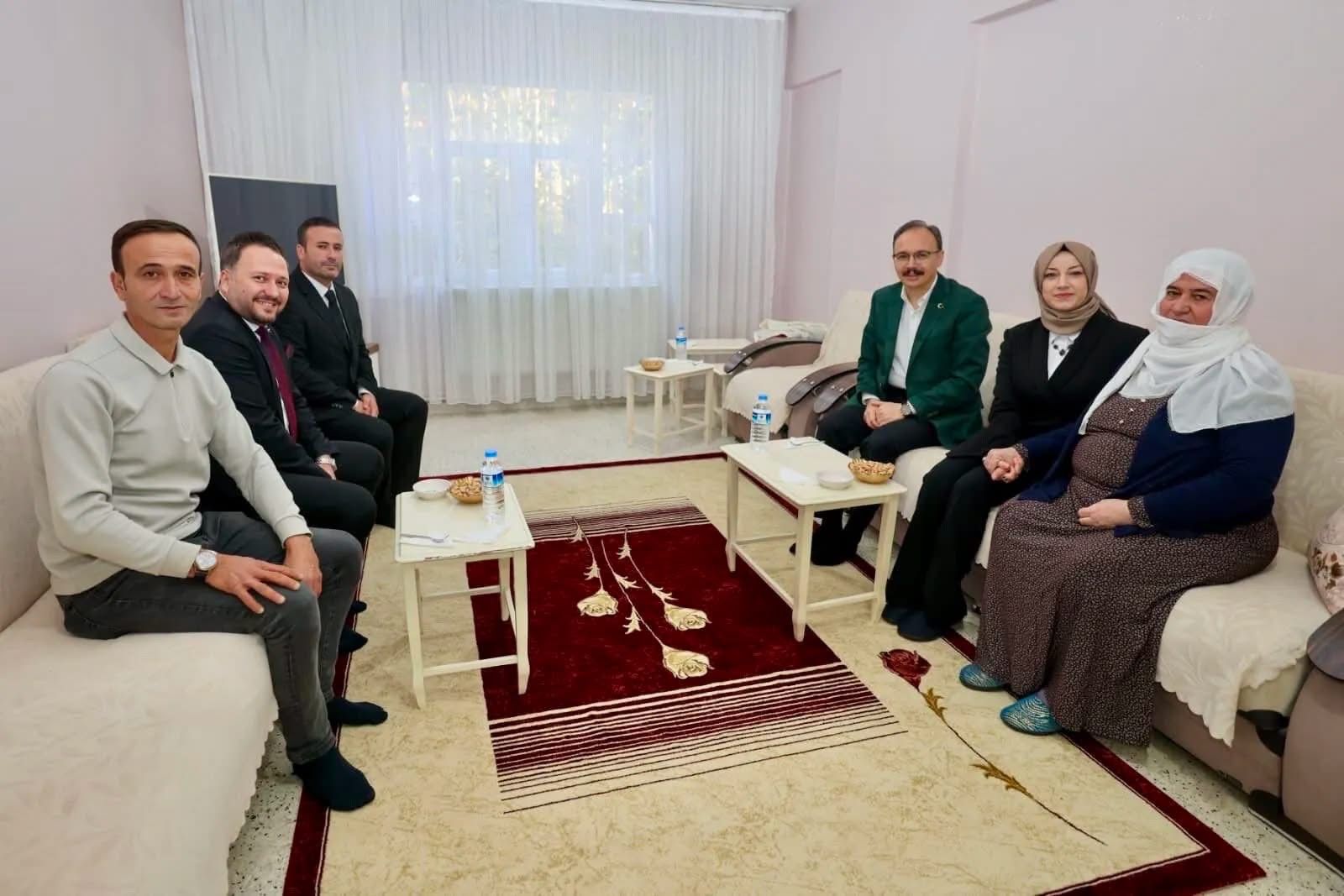 Vali Dr. Kemal Kızılkaya’dan Şehit Ailelerine Anlamlı Ziyaret