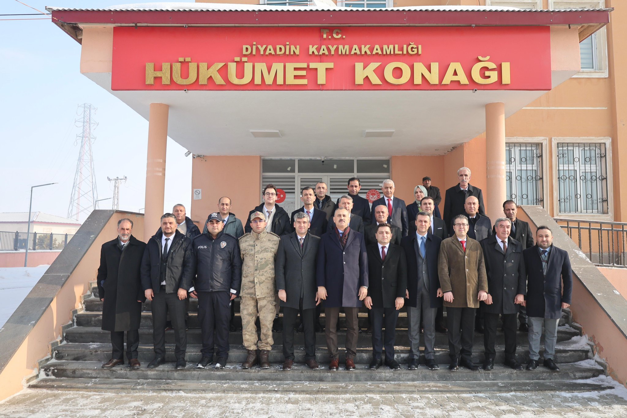 Vali Dr. Önder BOZKURT, Diyadin ilçesini ziyaret etti