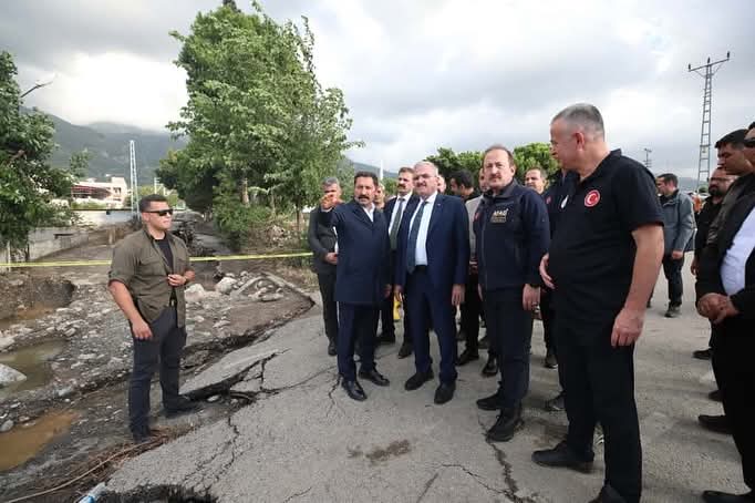 Vali Masatlı’dan Payas’ta Sel Bölgesine Ziyaret