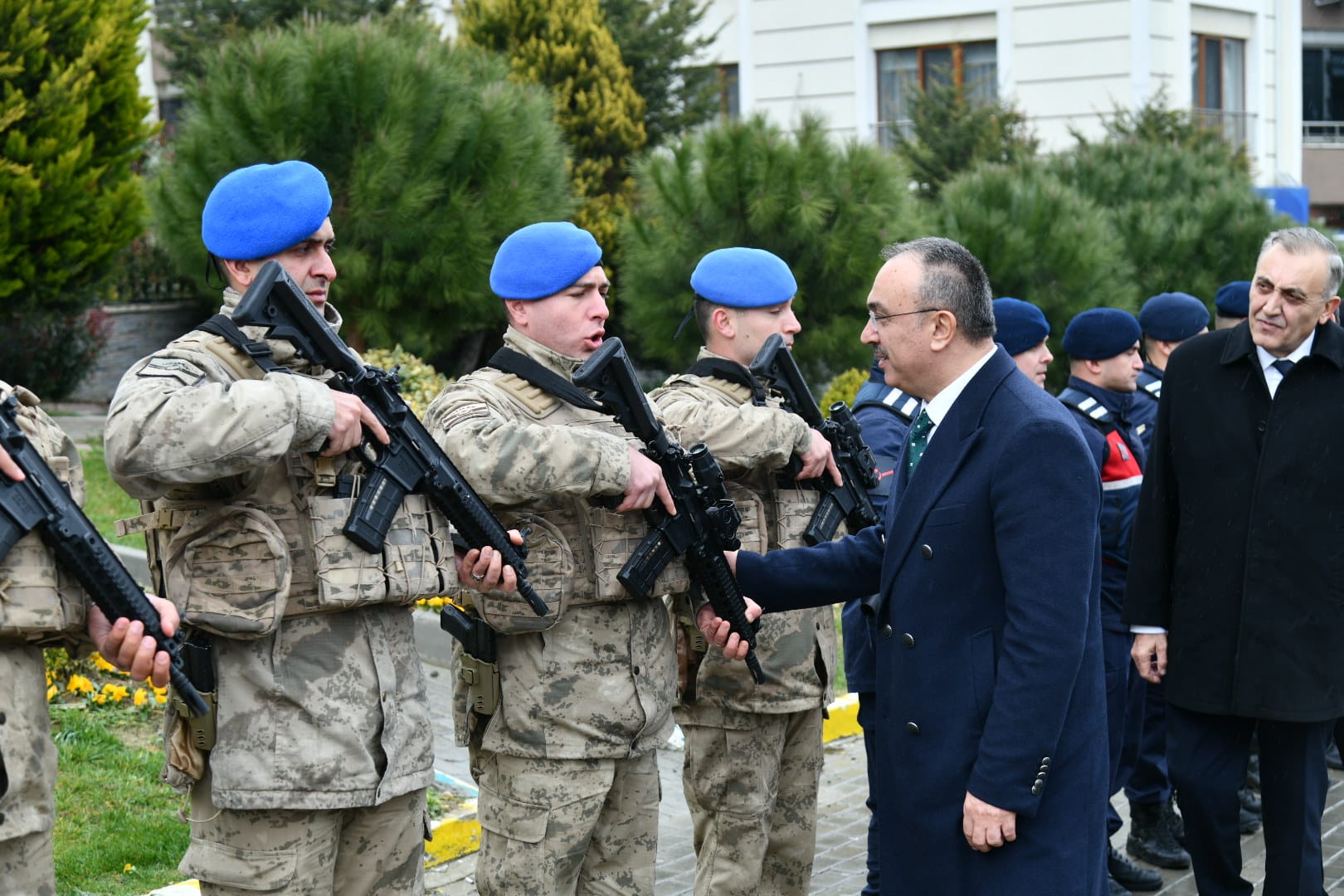 Vali Soytürk, Jandarma Uygulama Noktasında Görev Yapan Personelle Bayramlaştı