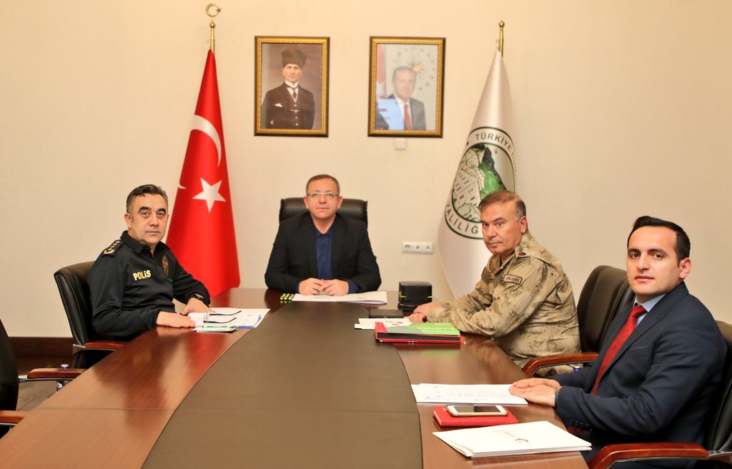 Vali Ziya Polat, Düzensiz Göçle Mücadele Koordinasyon Toplantısına Katıldı