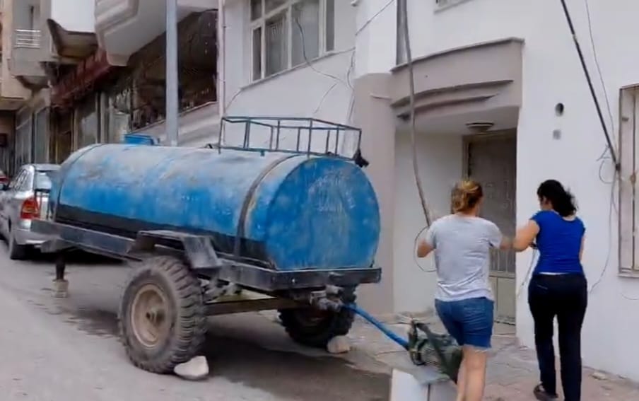Vatandaşlar: “Susuz ve elektriksiz bırakıldık!”