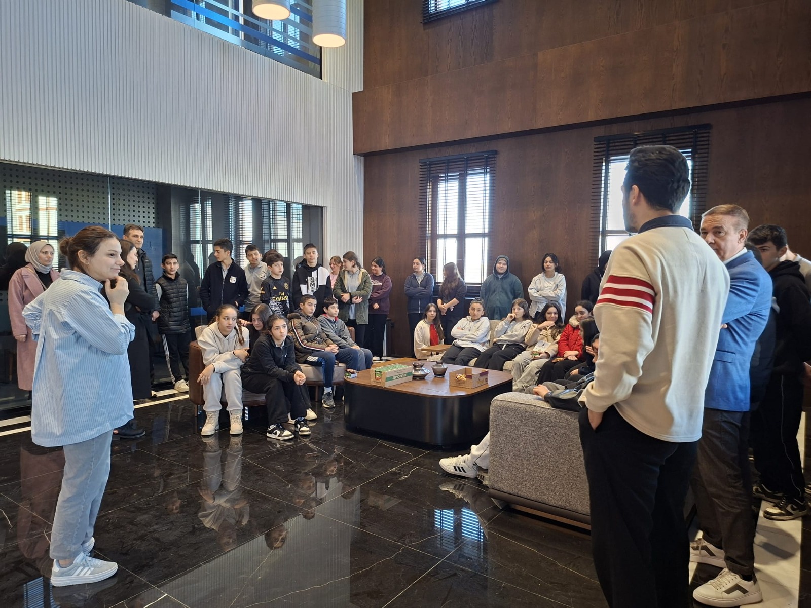 Yalova Makine İhtisas OSB’de Geleceğin Mühendislerine Üretim Turu