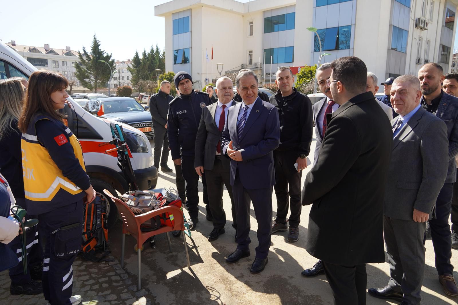 Yalova Valisi Usta’dan Armutlu Sağlık İstasyonuna Ziyaret