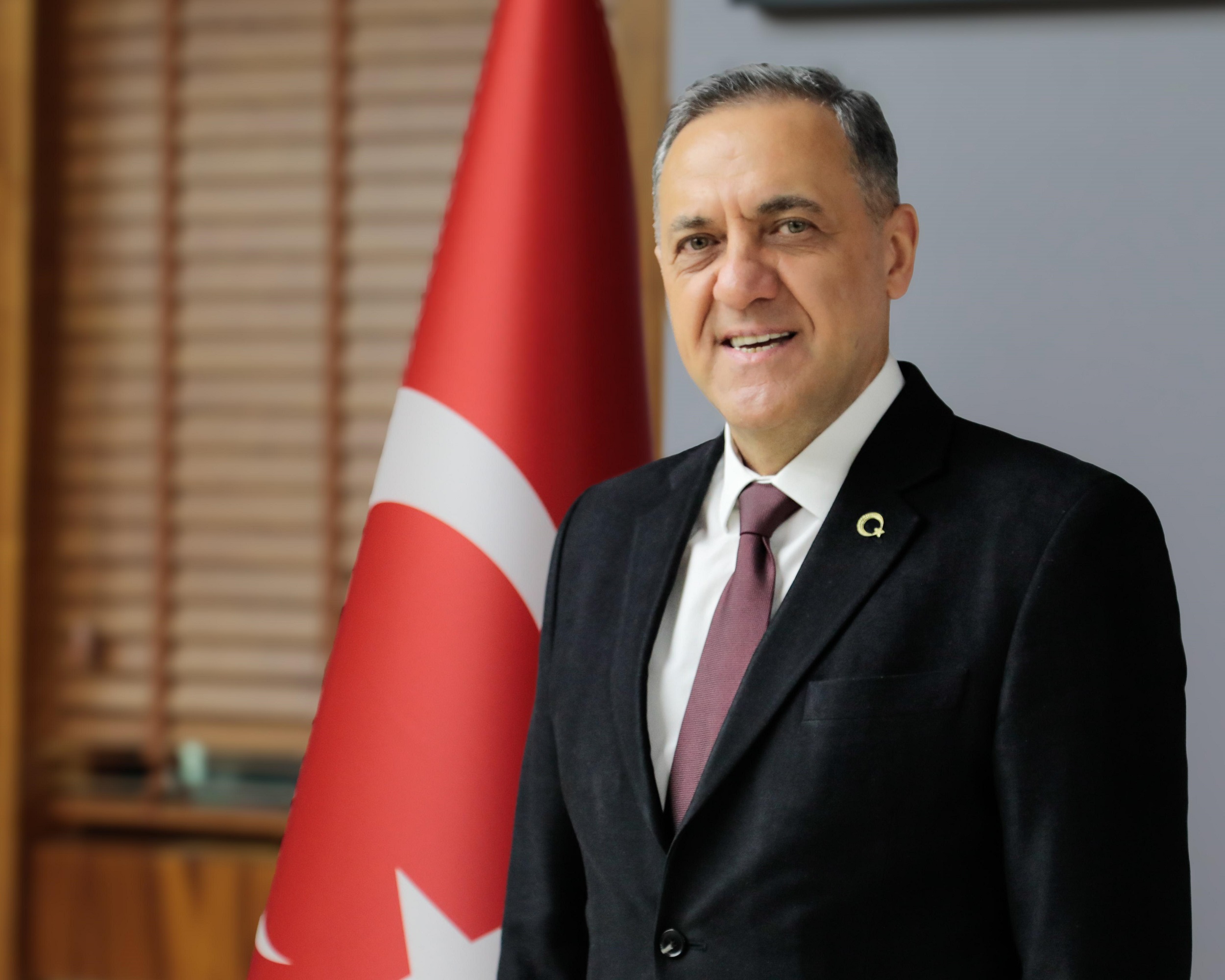 Yalova Valisi Usta’dan Van Depremi İçin “Geçmiş Olsun” Mesajı