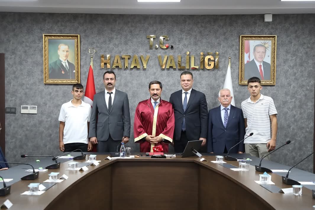 Yılın Ahisi, Kalfası ve Çırağı Valilikte