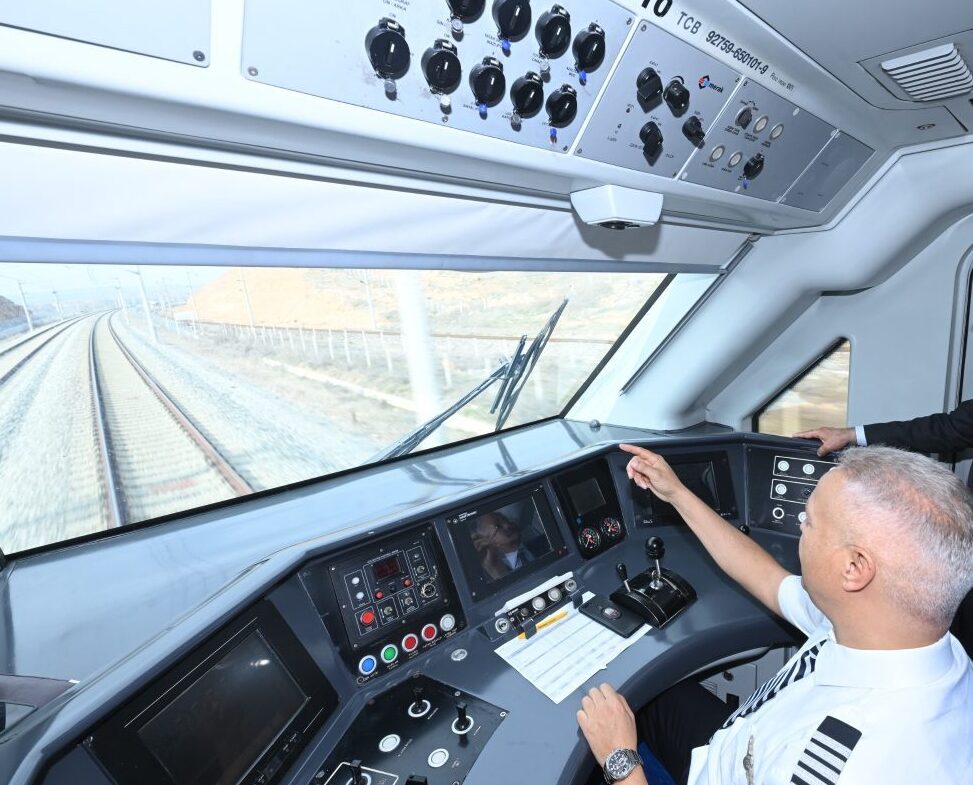 Yüksek Hızlı Trenlerde Yolcu Sayısı 106 Milyona Ulaştı